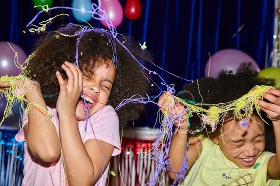 200 ml Silly String Spray Party Streamer Foam Spray Voor Kerstboom