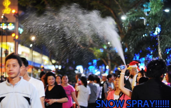 200 ml sneeuwsprayverf voor kerstboomfeest